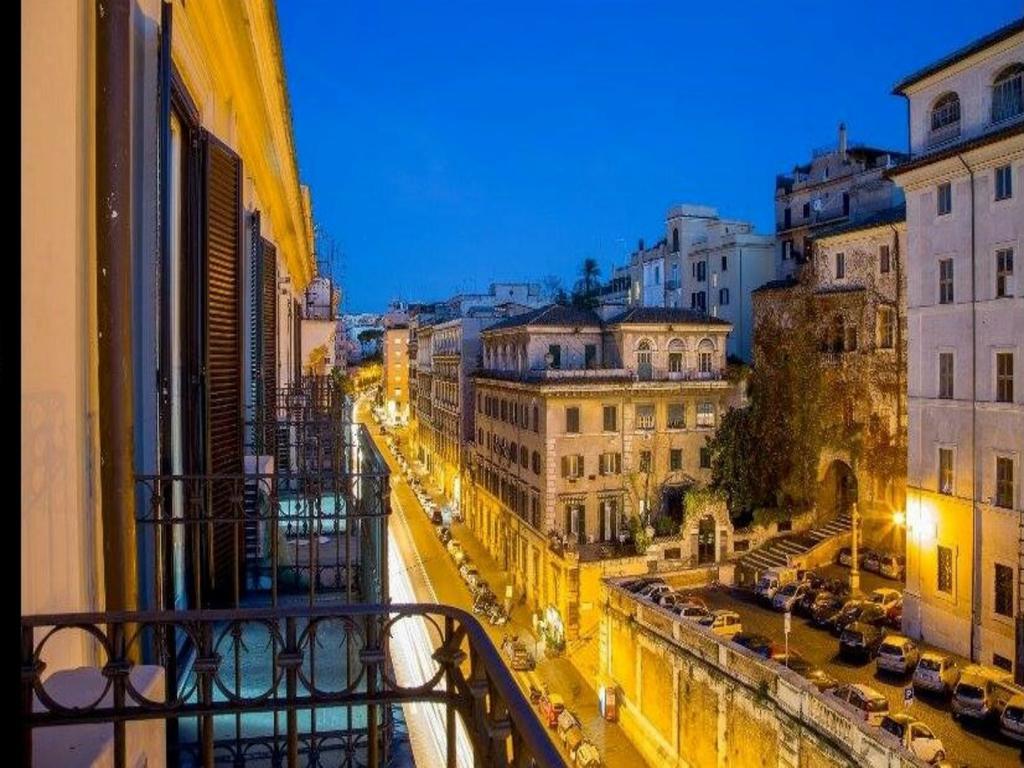 Centro Cavour Pensión 3*